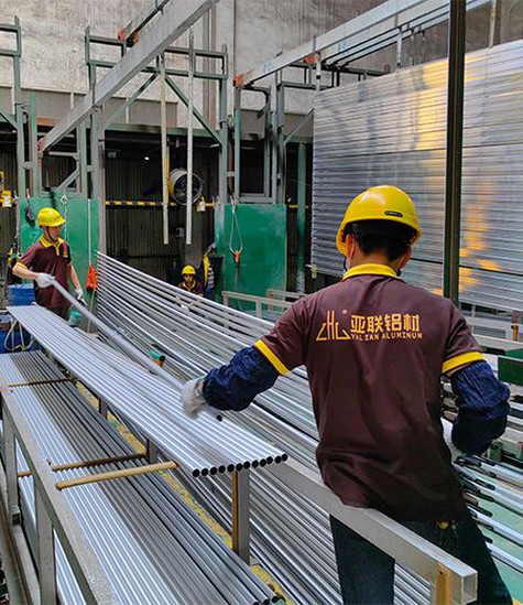 Анодированный алюминиевый профиль